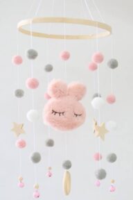 Mobile en Forme de Lapin rose