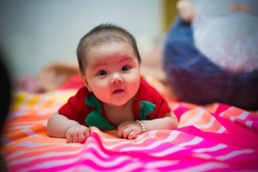 habiller bébé été chaleur vêtements légers coton