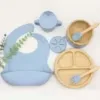 Personalisiertes Baby-Essset aus Bambus mit Namen – gravierter Teller, Schale und Besteck - Blau